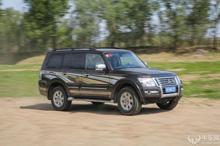 三菱帕杰罗进口第五代试驾,三菱帕杰罗极限测试