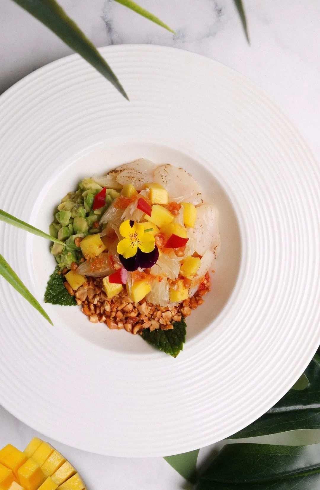 五一打卡超大的油菜花田,五一打卡家门口的花海