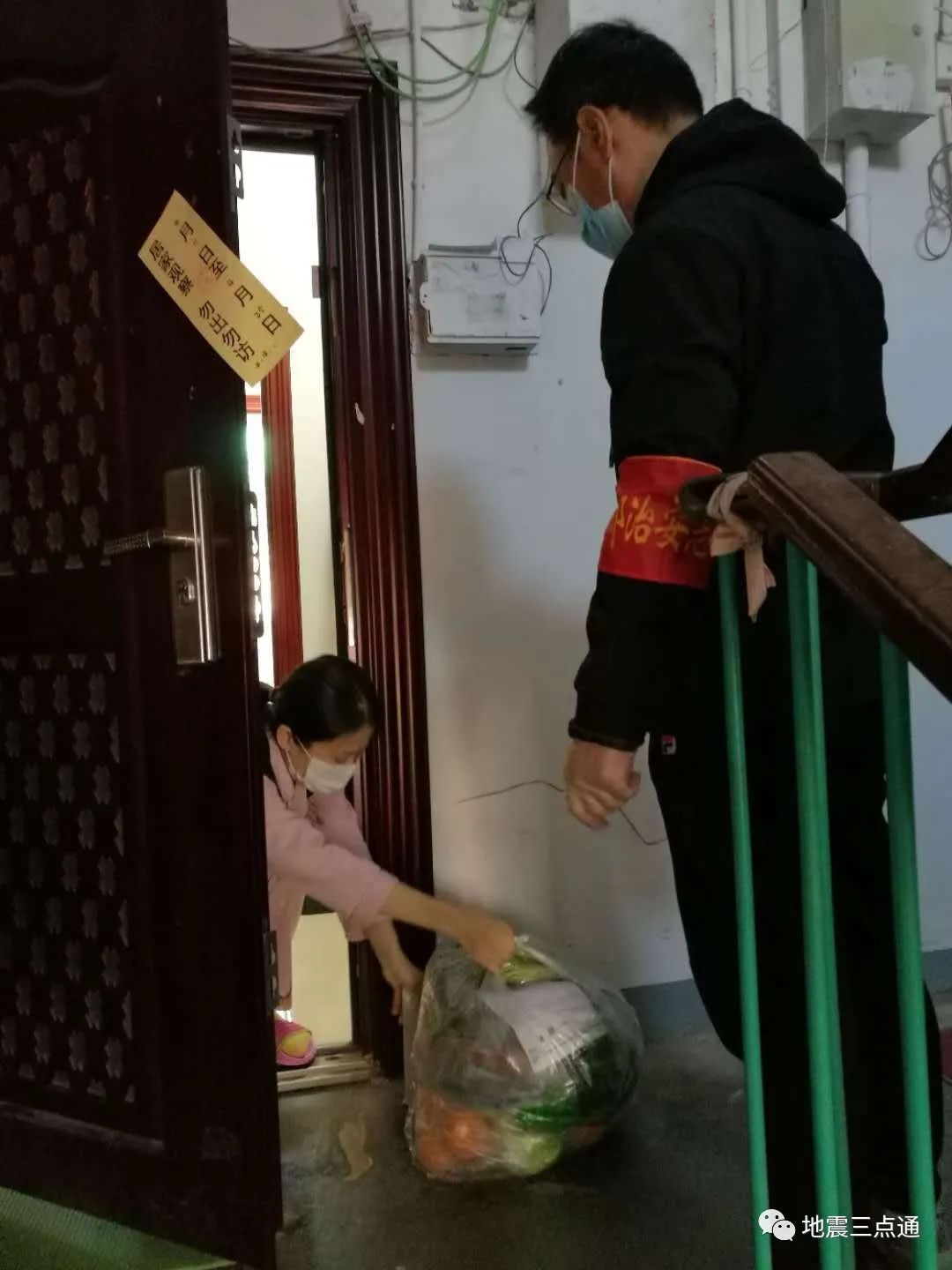 下沉社区显担当齐心协力抗疫情——北京市地震局第二批下沉*党**员干部社区抗疫