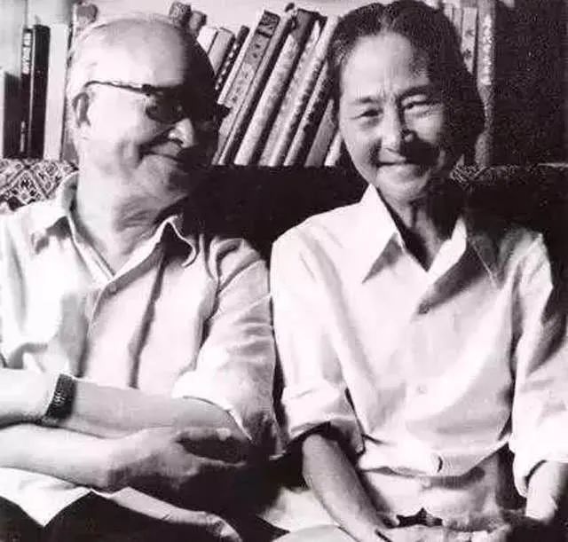 沈从文张兆和感情,沈从文张兆和的爱情故事