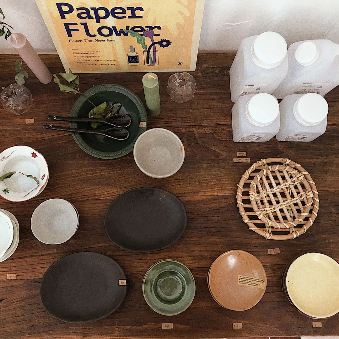 开门就排队的茶饮店,开门就排队的烧烤大鹏