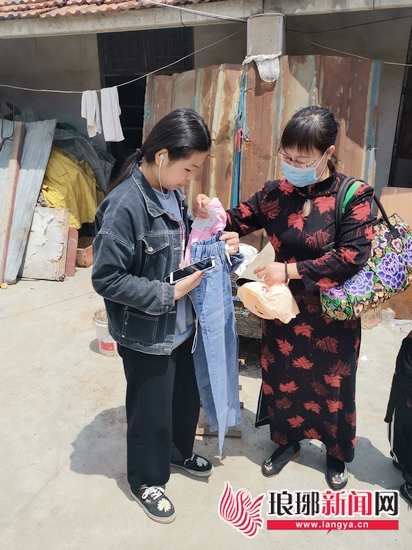 13岁女孩突发怪病脸庞特大,山东临沂六旬老太患罕见怪病