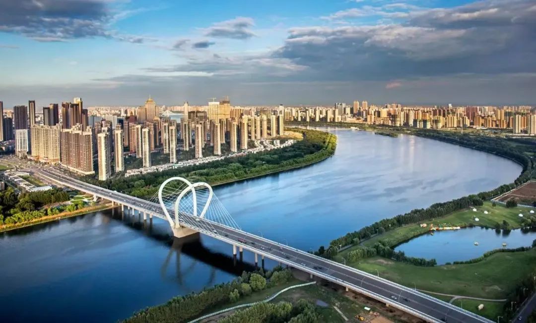 什么是辽宁省电子税务局网页版,什么是辽宁新六地精神