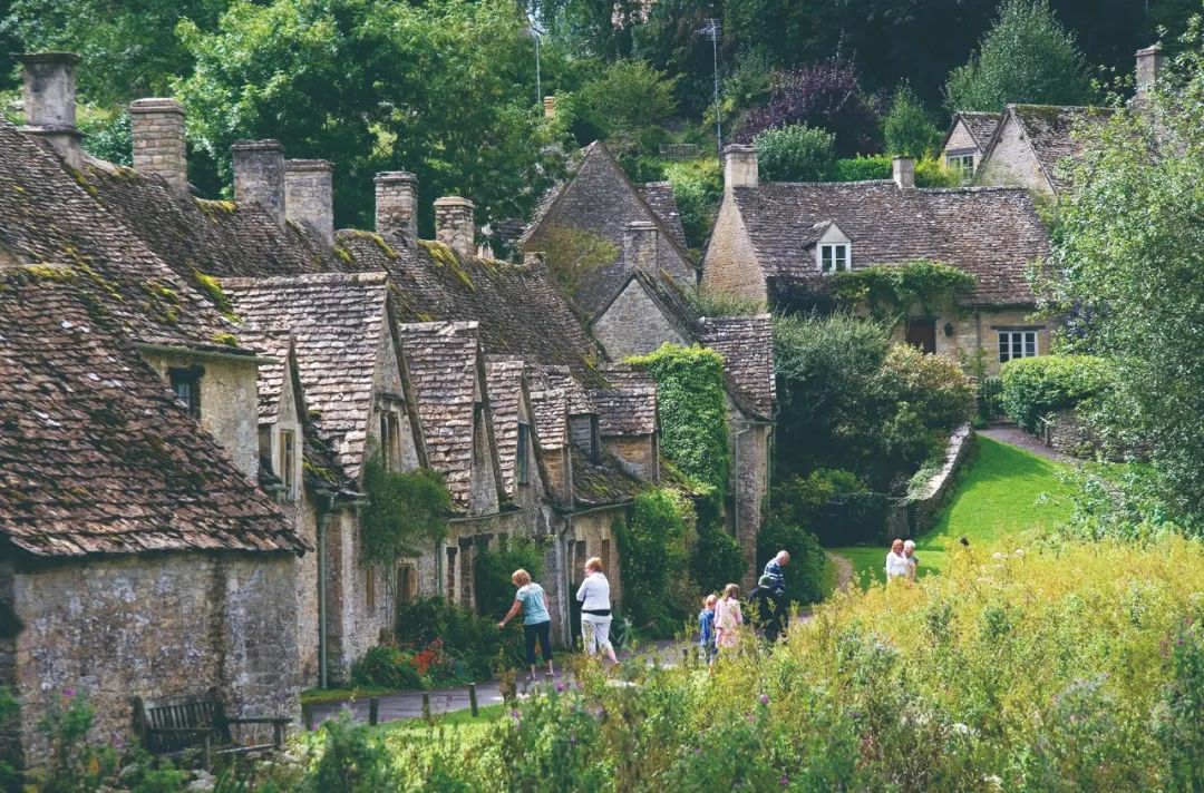 凹造型法棍图片,有嚼劲的法棍