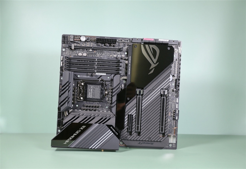华硕ROGMAXIMUSXIIEXTREME主板评测：为什么它能值8999元