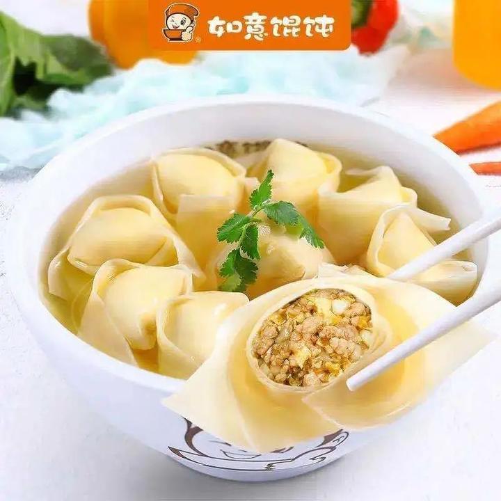 刚刚开学半个月，下沙大学城又下“重磅*弹炸**”！进圈就能9元畅吃美食，还能体验穿梭时空的任意门