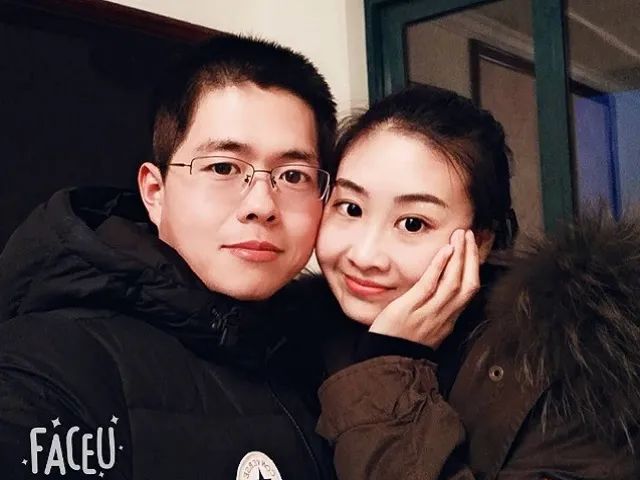 军娃对军爸的想念,军娃在军营唱我的爸爸