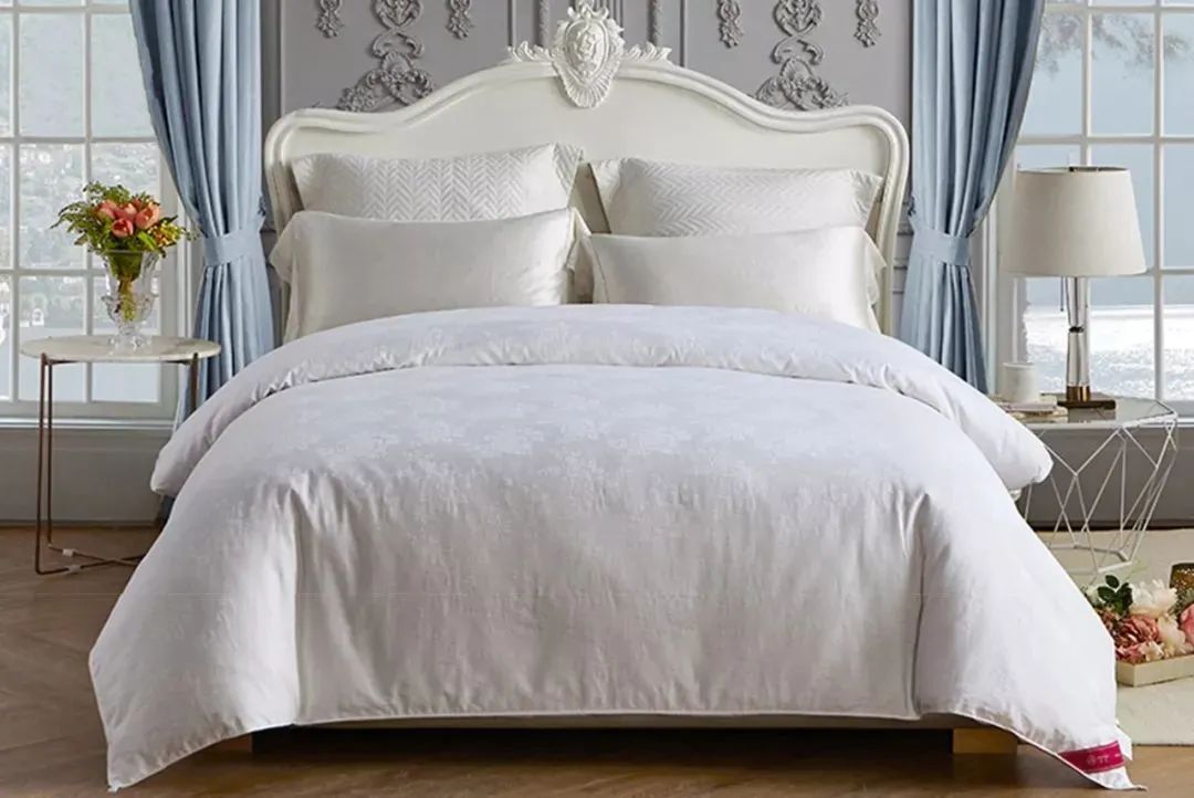 蚕丝被曝光事件,蚕丝被真相图片