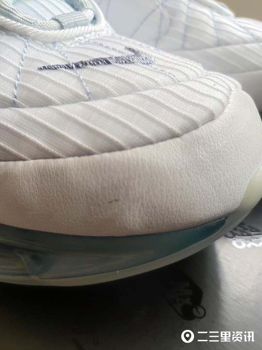 西安男子买球鞋,去实体店买耐克鞋怀疑是假的