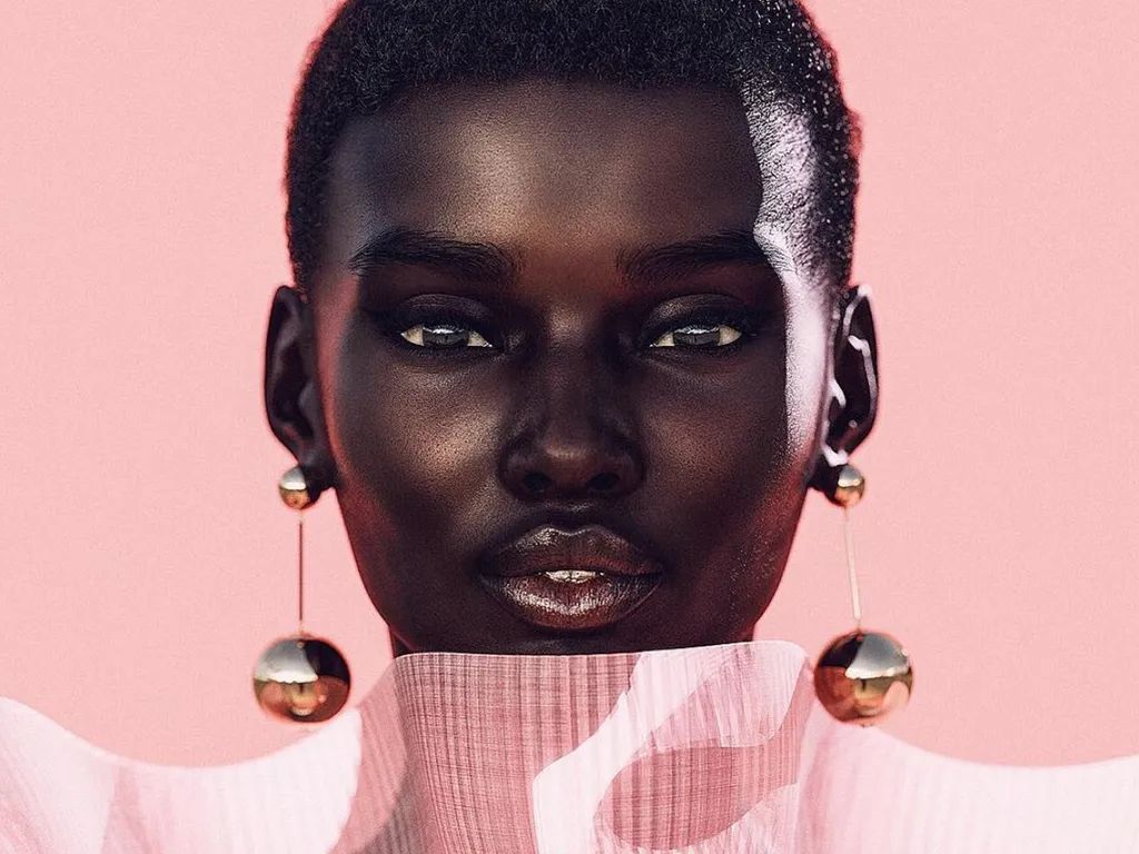 艺术家不需要真人？虚拟形象能够代替吗？