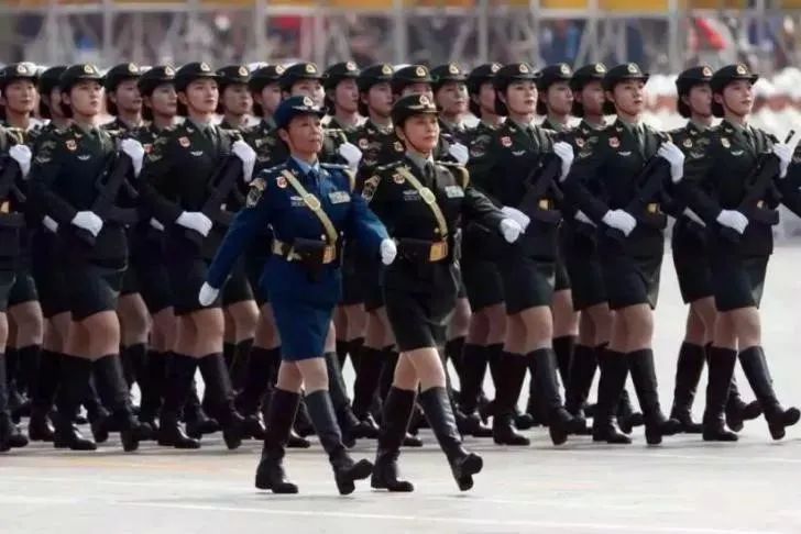 想当女兵上啥学校,想当女兵要什么条件