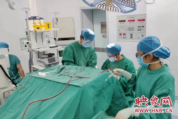 驻马店医院抢救,驻马店市中心医院抢救