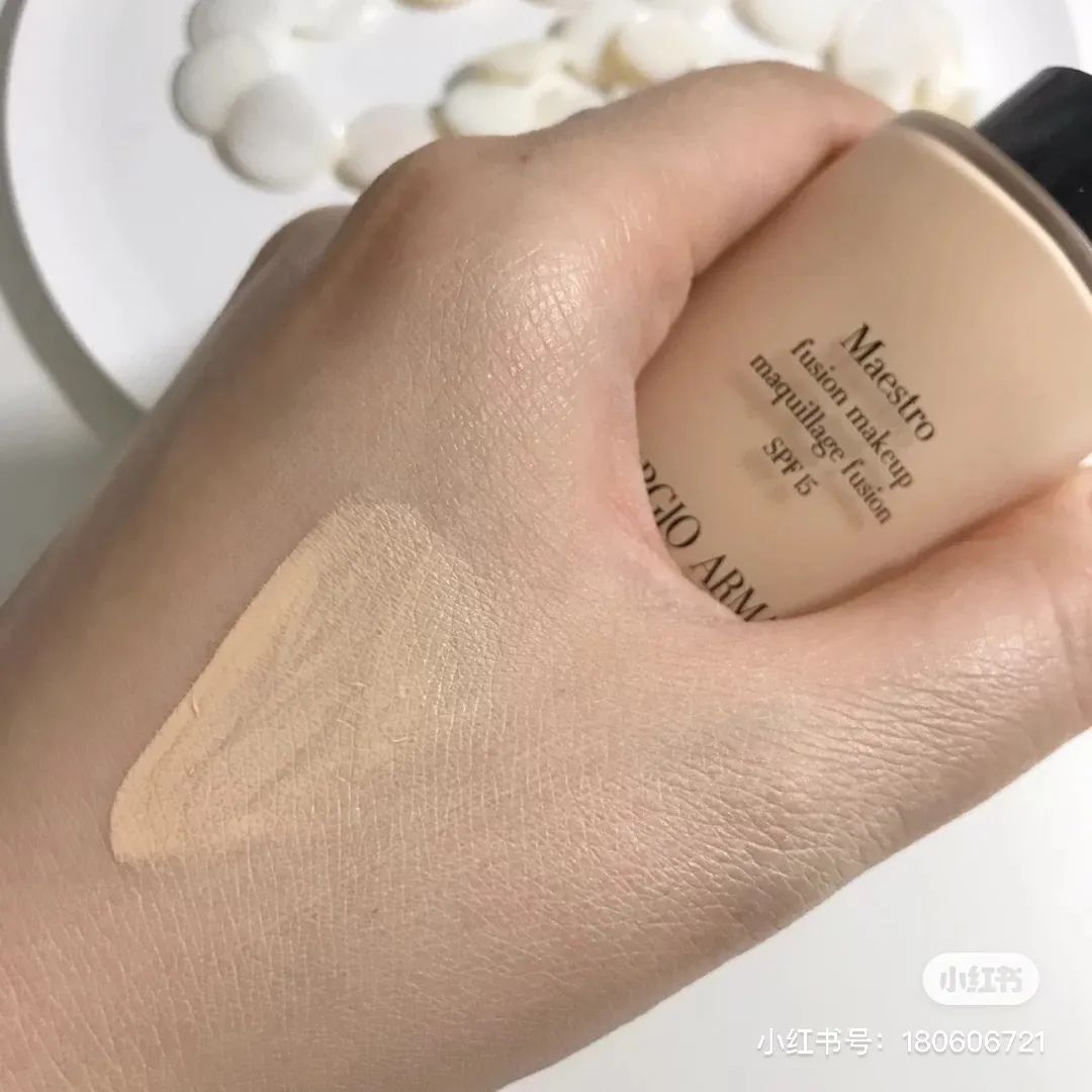 6000块钱买的香奈儿,99元就可以买到的快乐