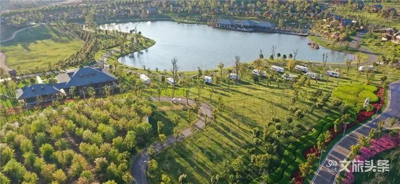 马云打卡衢州网红水亭街,马云弥勒太平湖森林公园