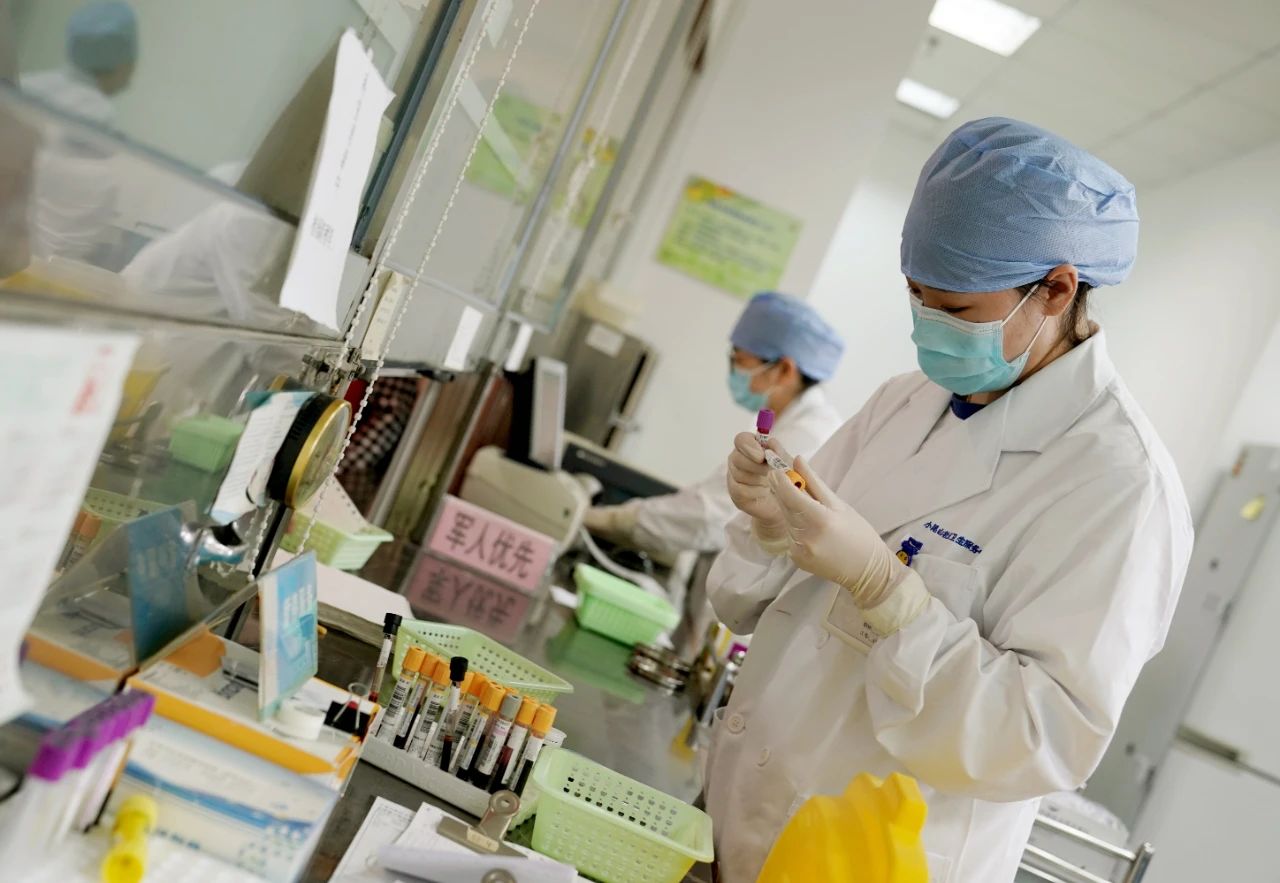 半月谈｜仍在冰天雪地中战斗的他们，需要全社会的尊重与呵护