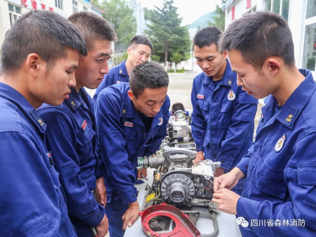 从难从严从实战出发,从难从严砺精兵