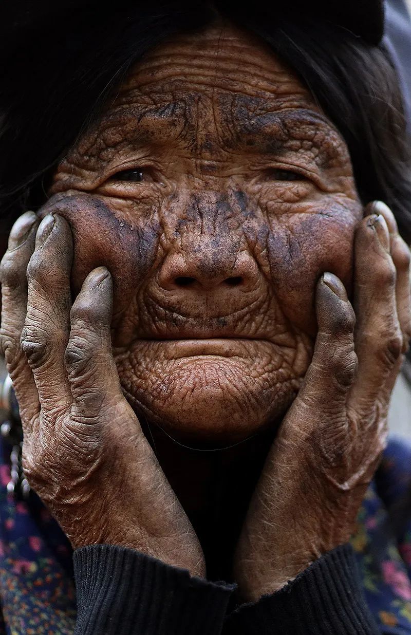 染了彼此乡愁，从此长途跋涉