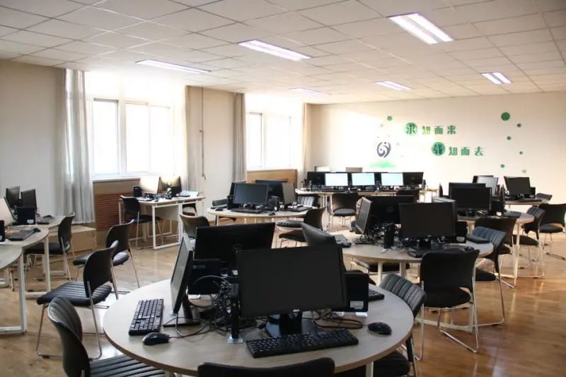 太原十三中招生电话,太原第十三中学校招生简介