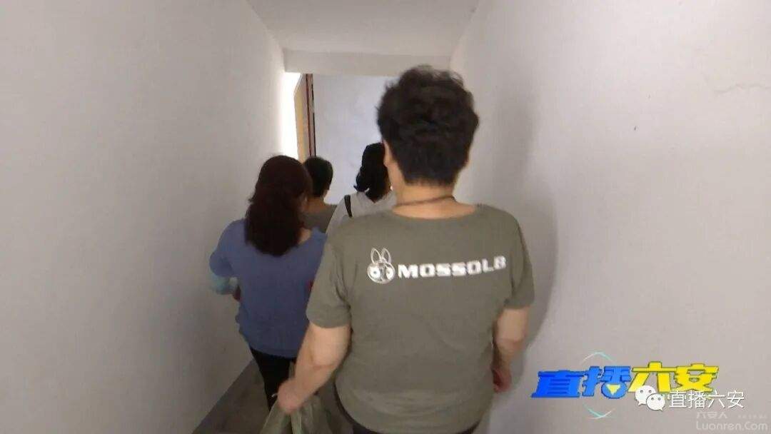 丽水康城浅水湾小区内的“牛皮癣”，现已得到彻底清理