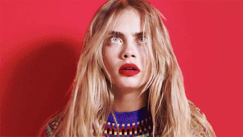 天气闷热头发潮了怎么办 (空气潮湿头发也会潮湿)