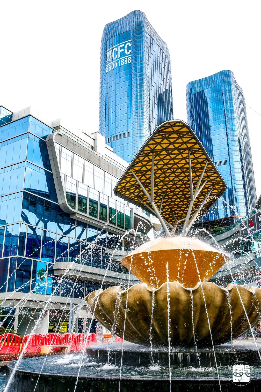 乘风破浪的姐姐们入场,乘风破浪的姐姐们齐现身