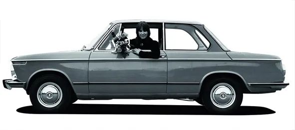 M2CS与2002tii之间的“跨世纪”之战|CARREVIEWS