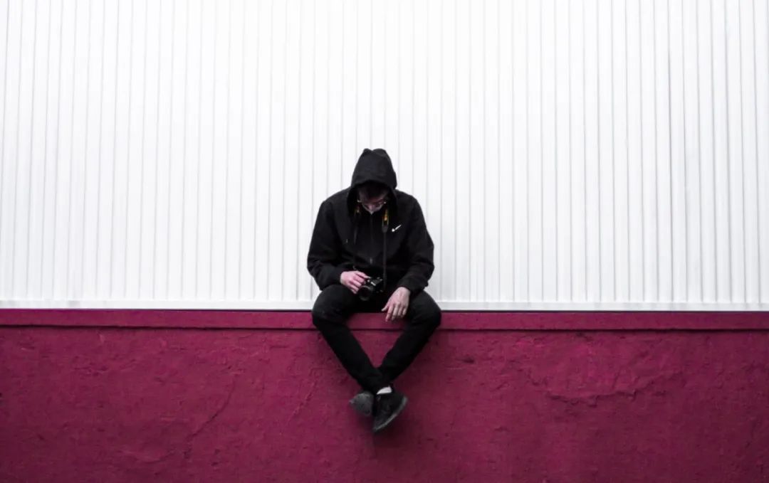 为什么成年人慢慢淡出朋友圈,成年人朋友圈逐渐消失