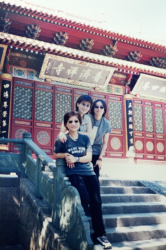 孟庭苇年轻40岁图片,51岁孟庭苇罕见晒旧照