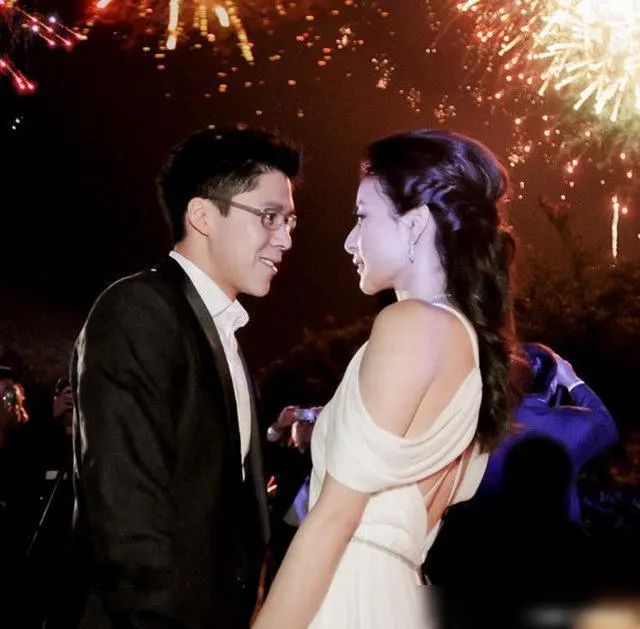 奚梦瑶自曝生活迁就何猷君,奚梦瑶哪一年跟何猷君在一起