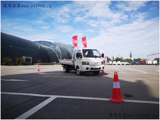 最美卡哥冲关夺冠,最美卡哥