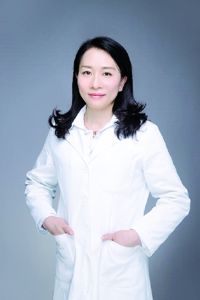 牙骨没了,也可以有“牙根”修复!口腔明星大咖透露:无牙颌老人的“救星”来了,享用美食不是梦