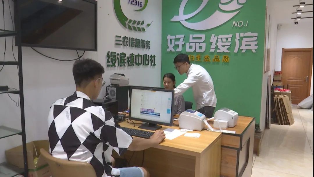 闈掑勾杩斾埂鍒涗笟甯﹀姩涔￠偦鑷村瘜,閭瑰钩甯傜爜澶撮晣闈掑勾杩斾埂鍒涗笟