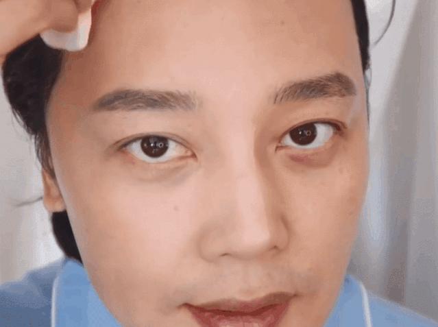 怎么画无瑕底妆专业化妆师,怎么画明星化妆师的底妆