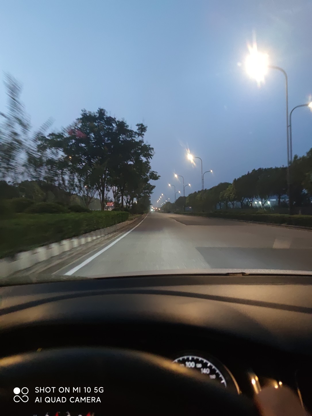 水底暗草多怎么解决,水底暗草多如何垂钓