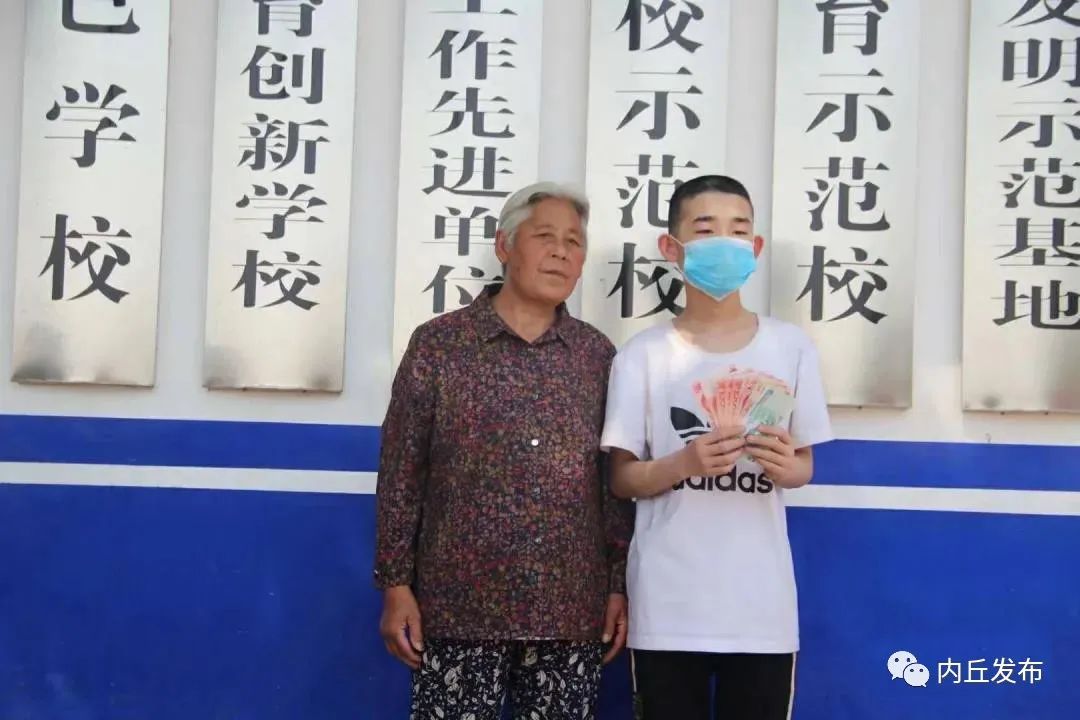 “代理爸妈”志愿服务让爱心驻足孤困儿童