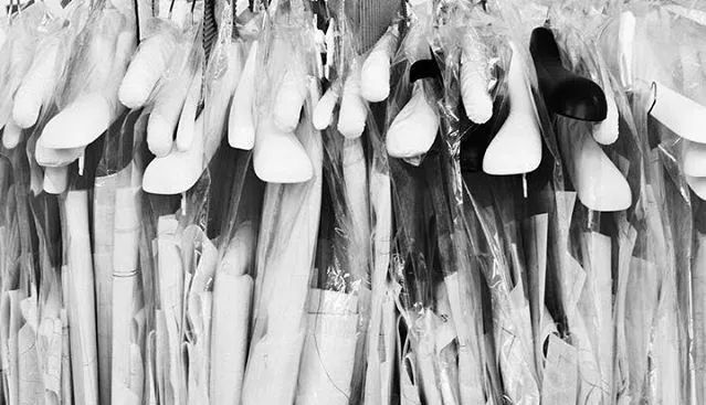 人人在线、万物互联的今天，我们为什么还要去逛买手店