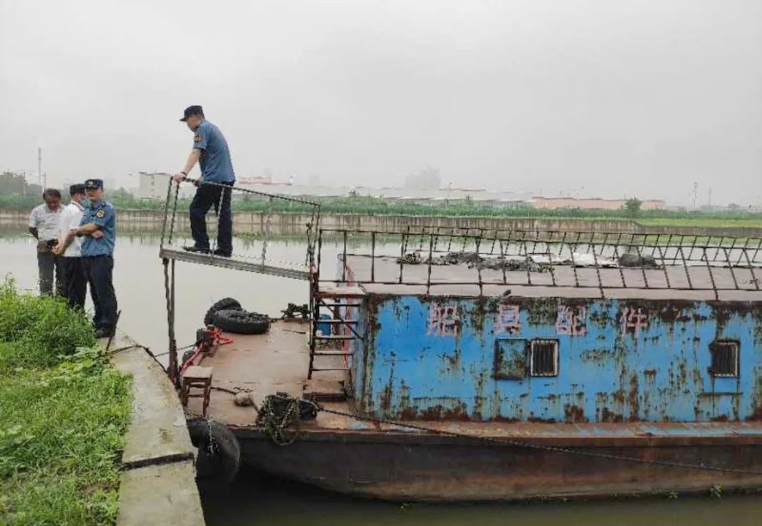 江阴:“浪里白条”筑防线,水上安全伴你行
