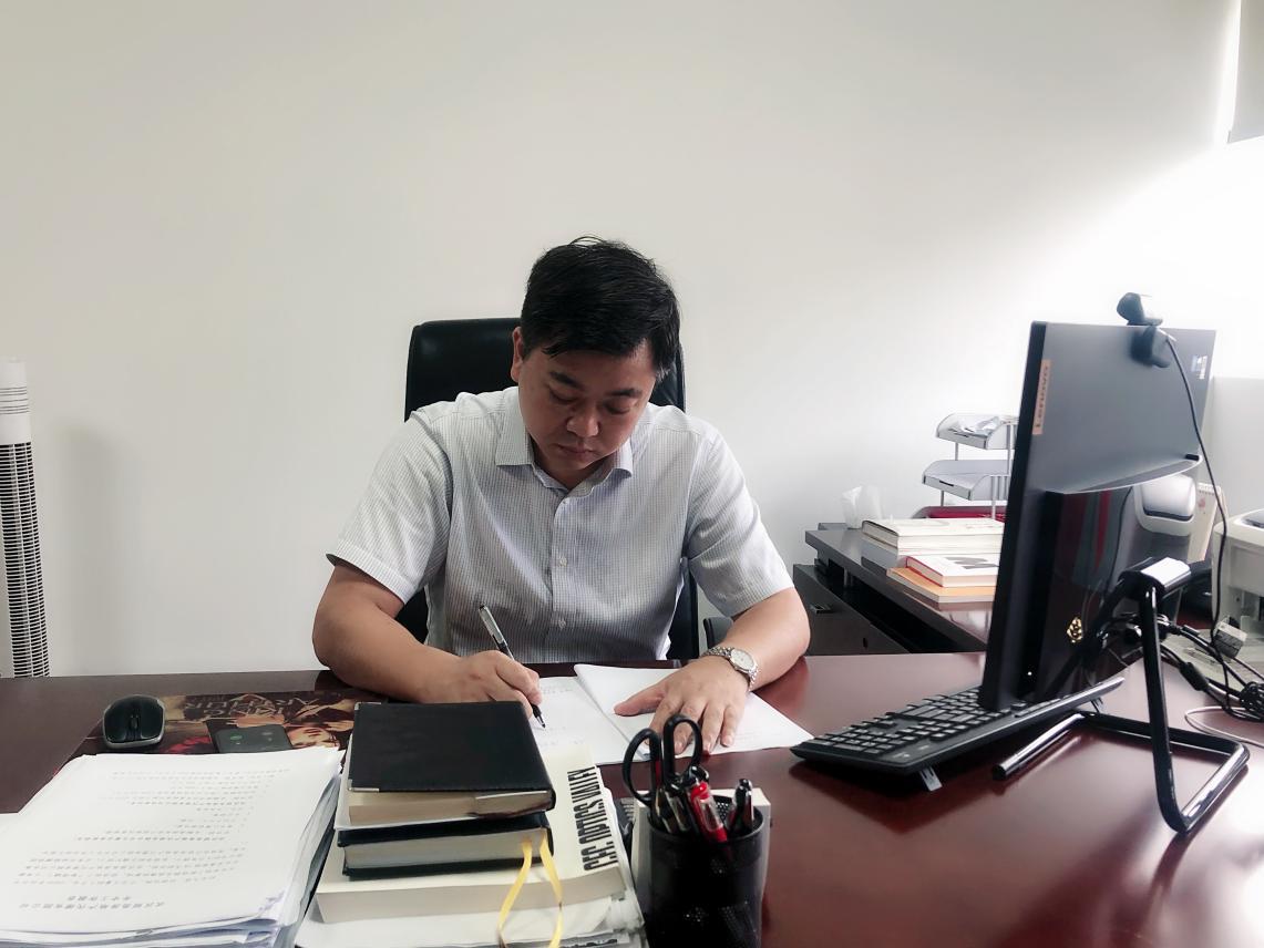 贾子华：专注做“性价比”最好的产品｜对话物业人