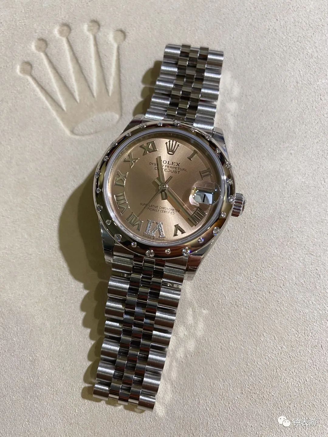 劳力士新款绿水鬼超强放大细节图,劳力士绿鬼开后盖