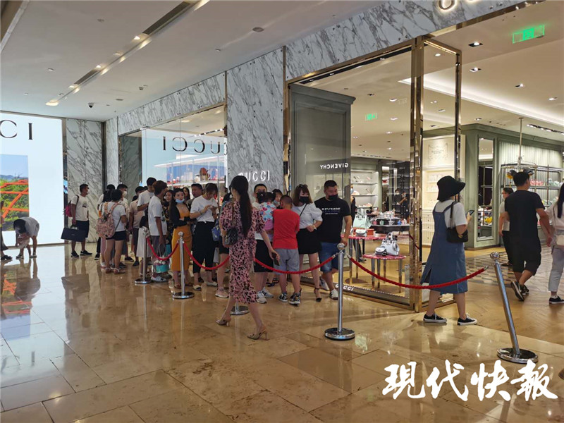 奢侈品为什么都在涨价,为啥奢侈品一直在涨价中