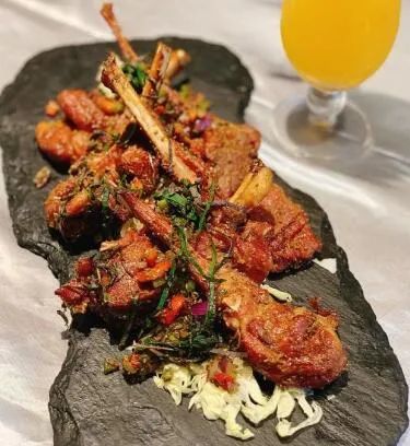 聚餐适合的菜品,小聚招牌炒鸡