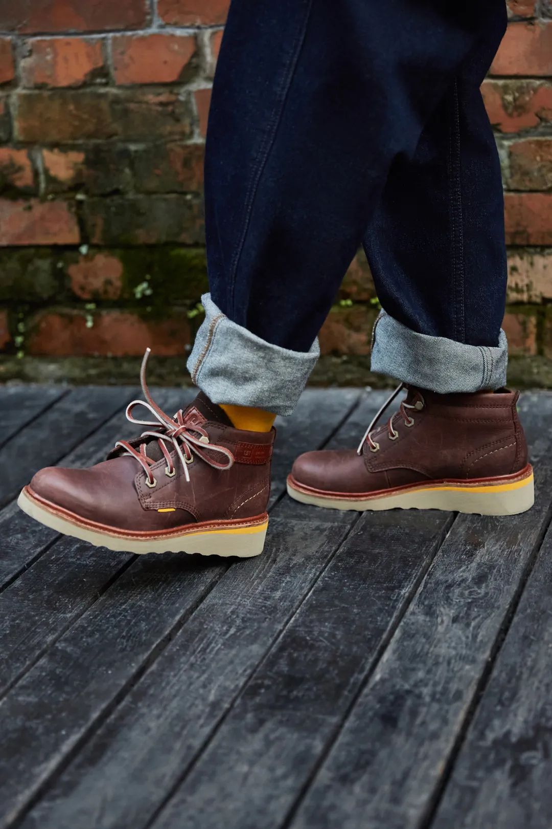 cat工装靴穿起来硬吗,cat工装靴