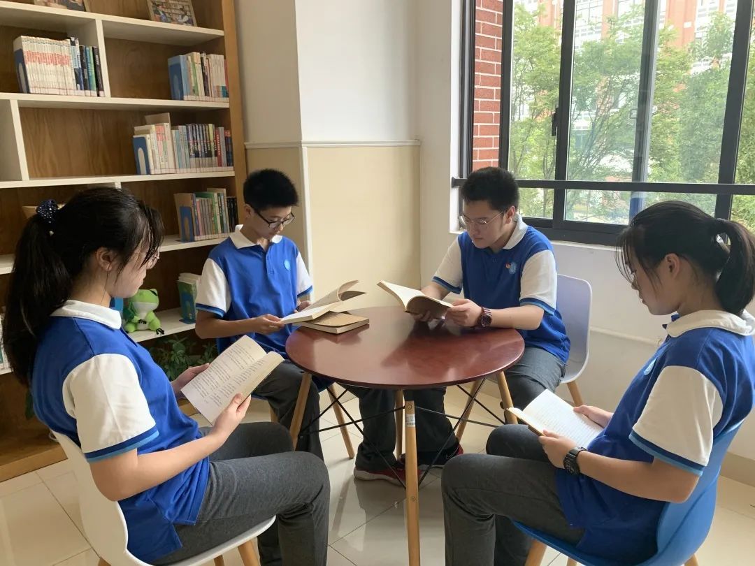 长宁实验学校荆门校服,上海所有款式校服