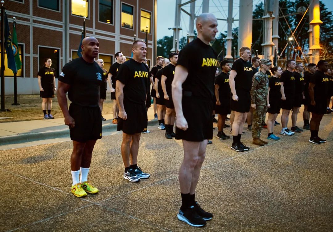 美国将军体能测试,美国军队体能测试视频