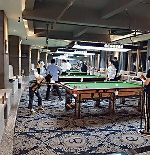 不见不散！今晚7点半，首届体育消费展直播上线