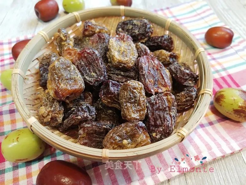 一日吃三个枣容颜不会老,一日吃三蒸枣终身不显老