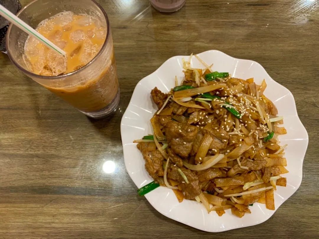 棣欐腐鐢ㄨ尪鍜屽ザ娣峰悎鎴愮殑楗枡,棣欐腐鐨勯ギ鏂欓兘鏄敤鑼跺仛鐨勫悧