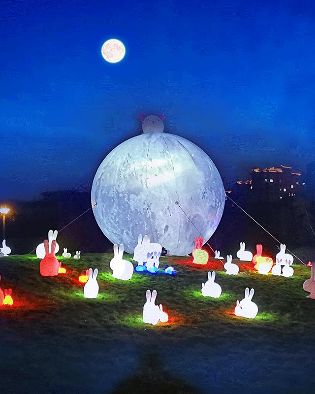 这里的国庆人不挤，车不堵，景色美，还有“会发光的兔子”……