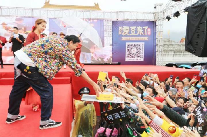 浙江横店影视城最值得游玩的景区,横店最火景区