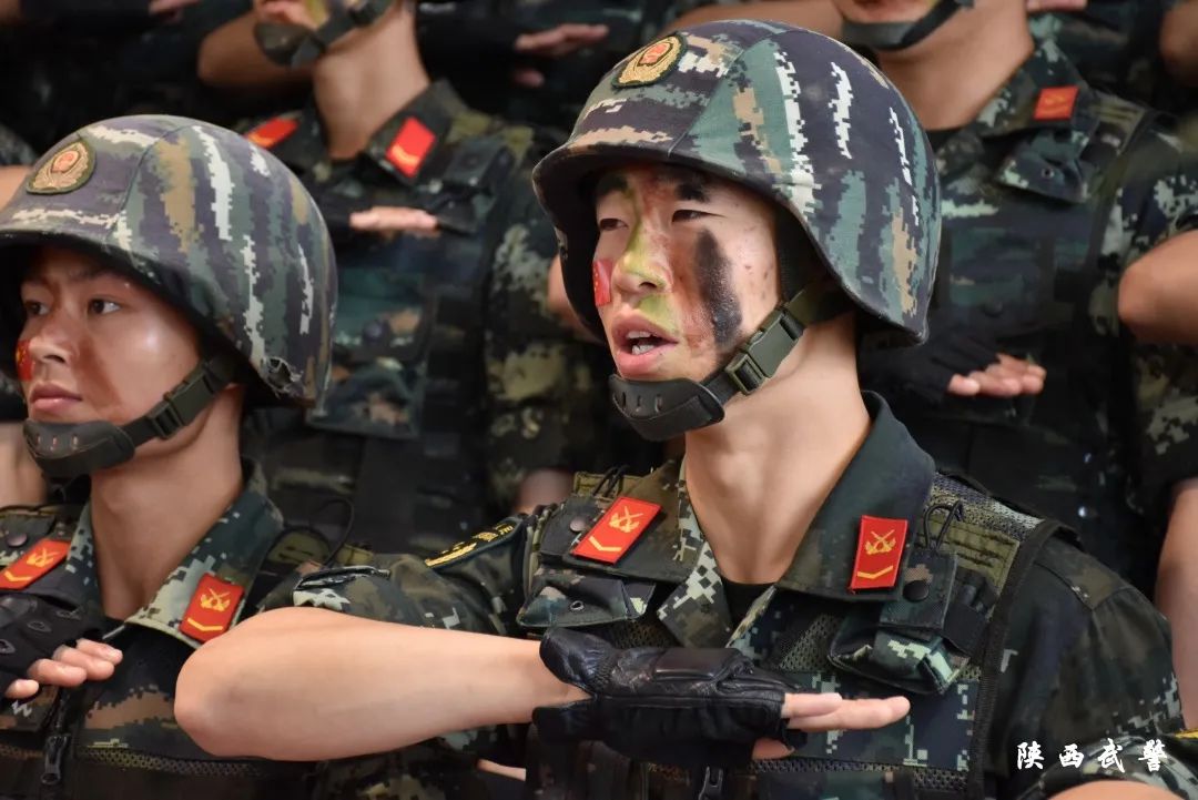 强军战歌梦想在路上,强军战歌完整版ktv字幕